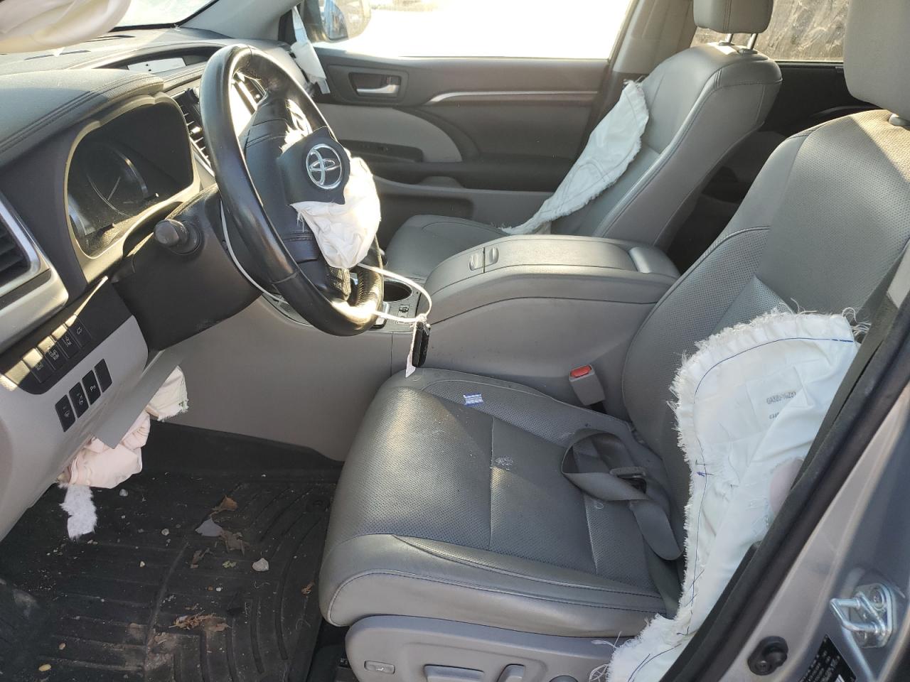 Toyota Highlander Limited Image 6