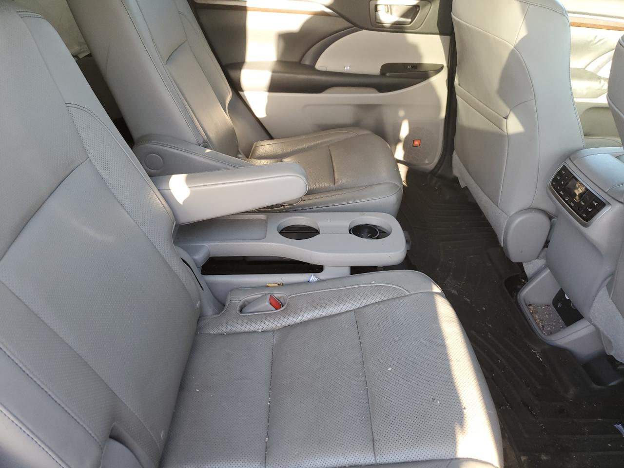 Toyota Highlander Limited Image 10