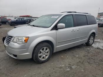  Salvage Chrysler Minivan