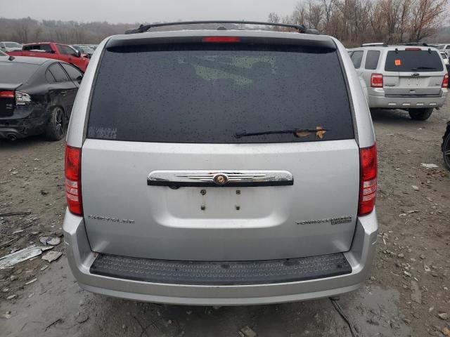 Chrysler Minivan Touring Image 5