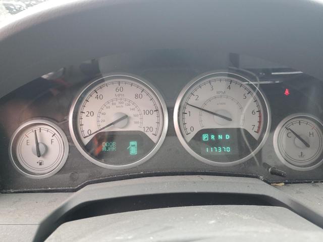 Chrysler Minivan Touring Image 12