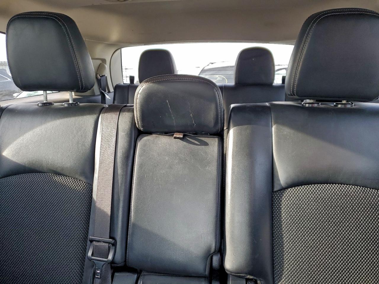 Dodge Journey Crossroad Image 5