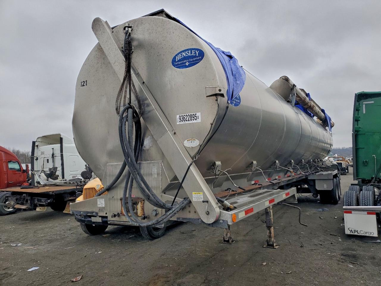 Hensley Trailer Image 5