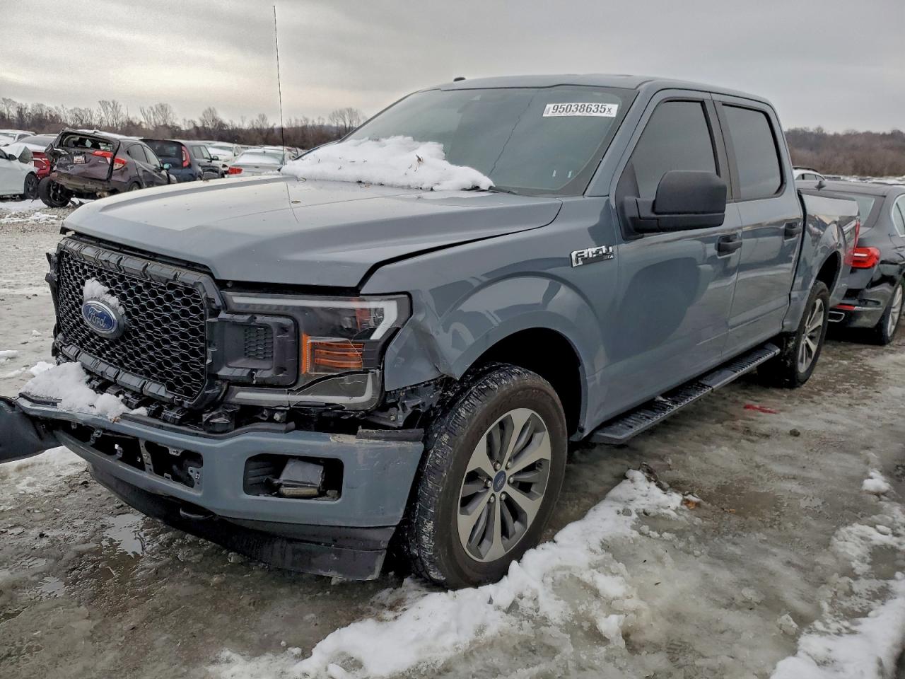 Ford F-150 Supercrew Image 1