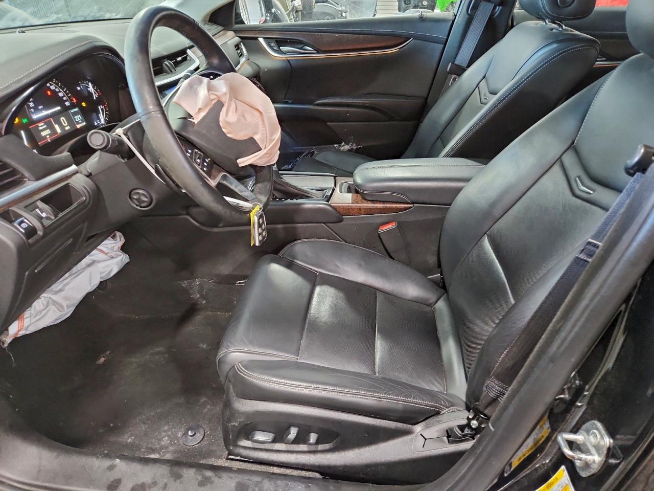 Cadillac XTS Luxury Image 7