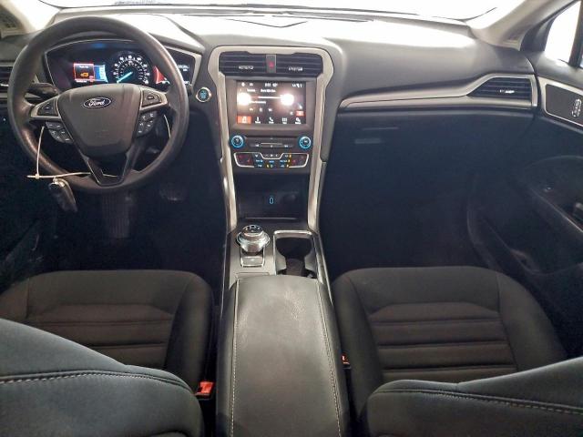 Ford Fusion Se Image 8