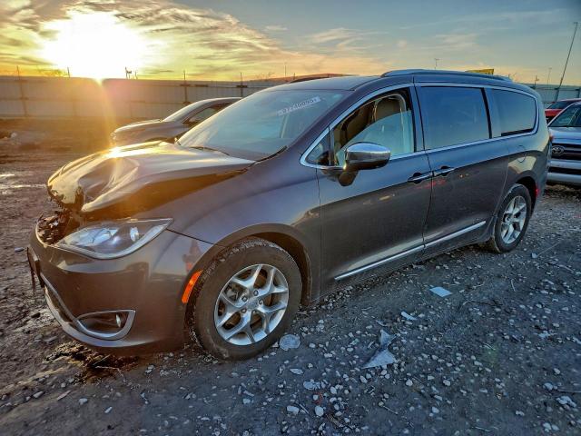  Salvage Chrysler Pacifica