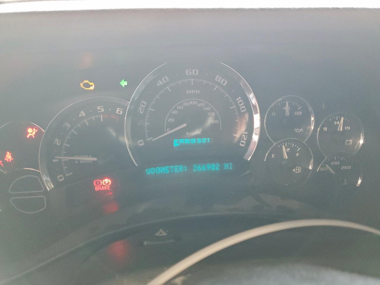 Chevrolet Silverado K1500 Image 2