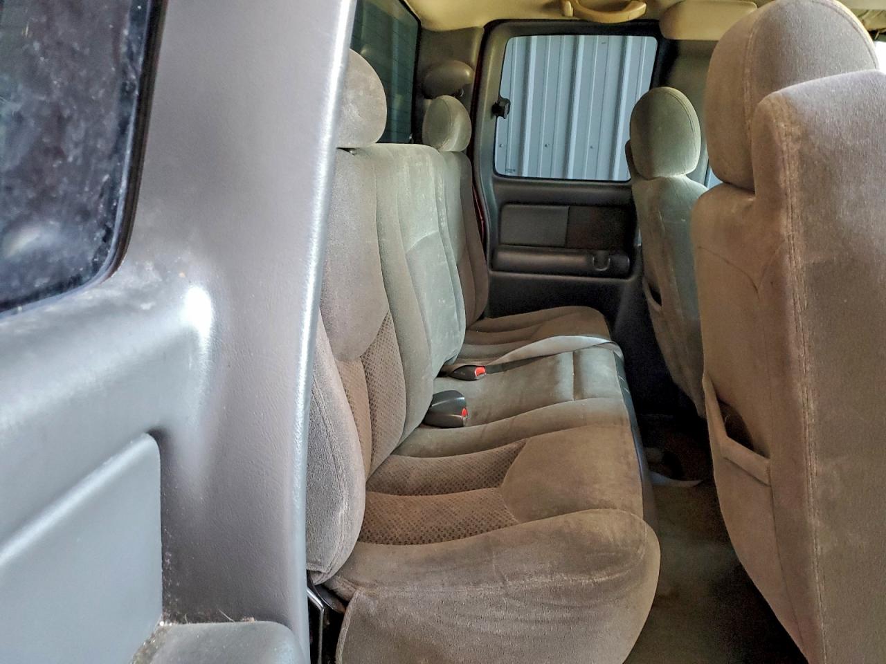 Chevrolet Silverado K1500 Image 10