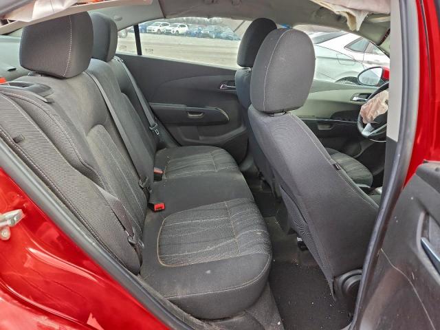 Chevrolet Sonic Lt Image 12