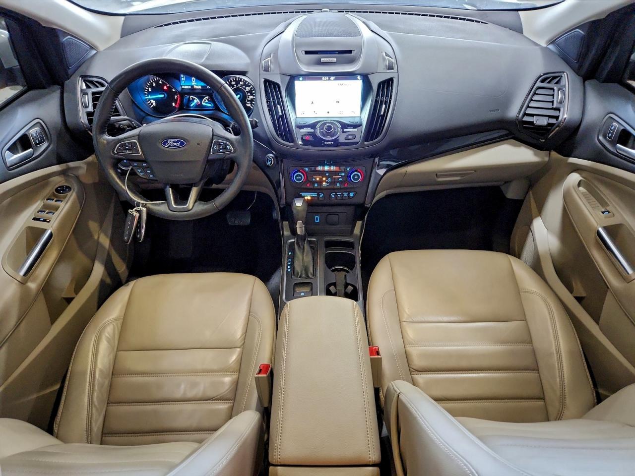 Ford Escape Titanium Image 7