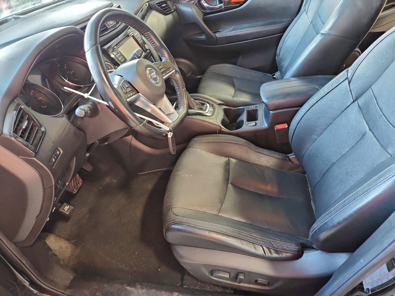 Nissan Rogue S Image 5