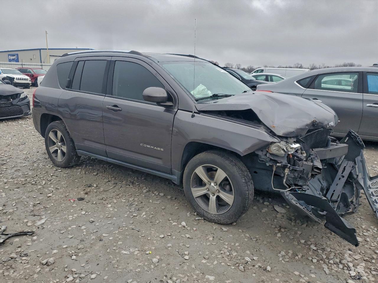 Jeep Compass Latitude Image 9