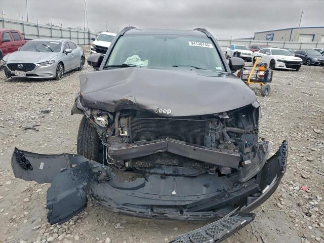 Jeep Compass Latitude Image 5