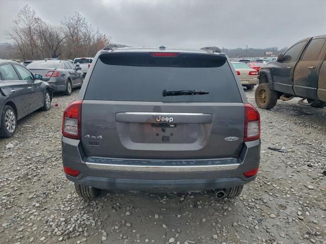 Jeep Compass Latitude Image 4