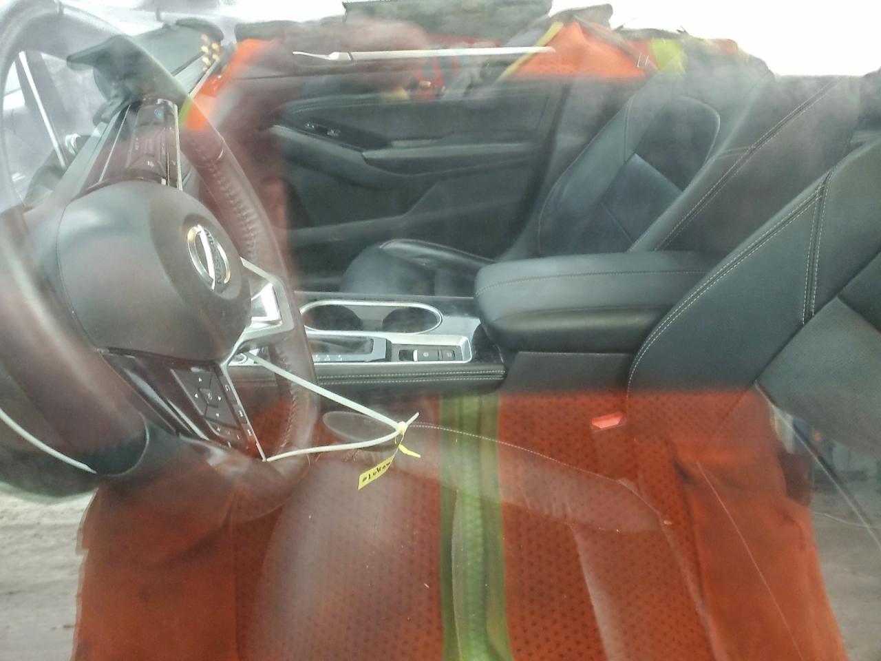 Nissan Altima Platinum Image 6