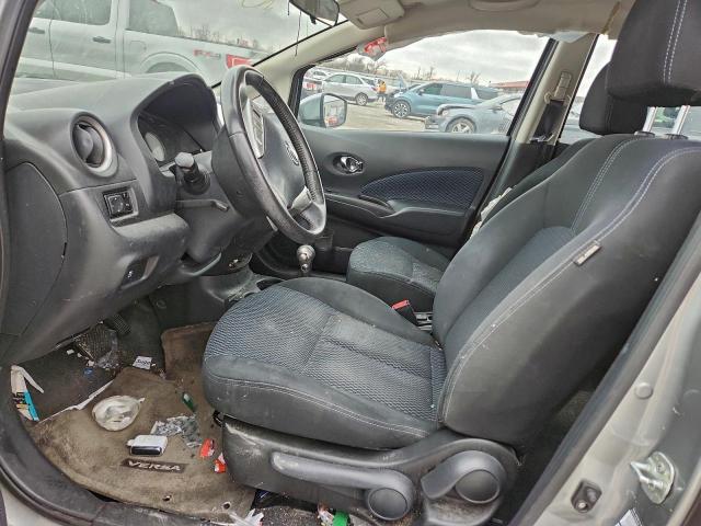 Nissan Versa S Image 5