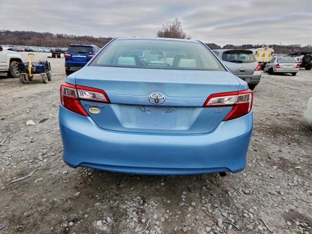 Toyota Camry Base Image 12