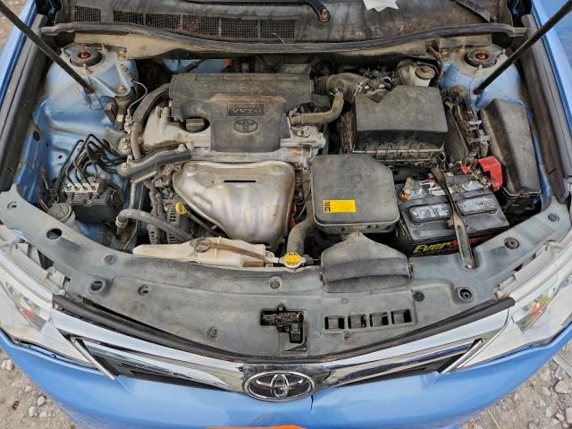 Toyota Camry Base Image 10