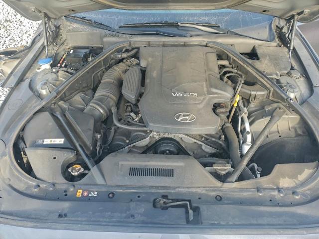 Hyundai Genesis 3.8l Image 9