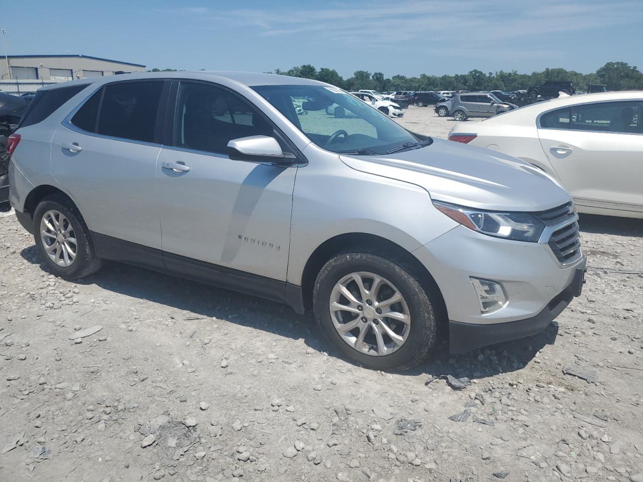 Chevrolet Equinox Lt Image 2