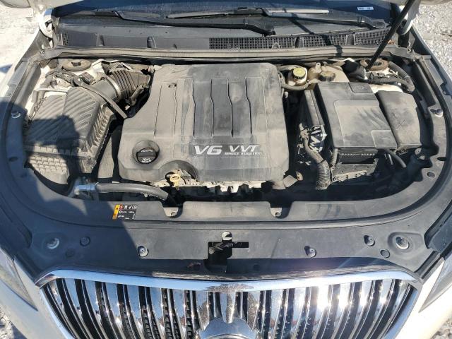 Buick LaCrosse Touring Image 11