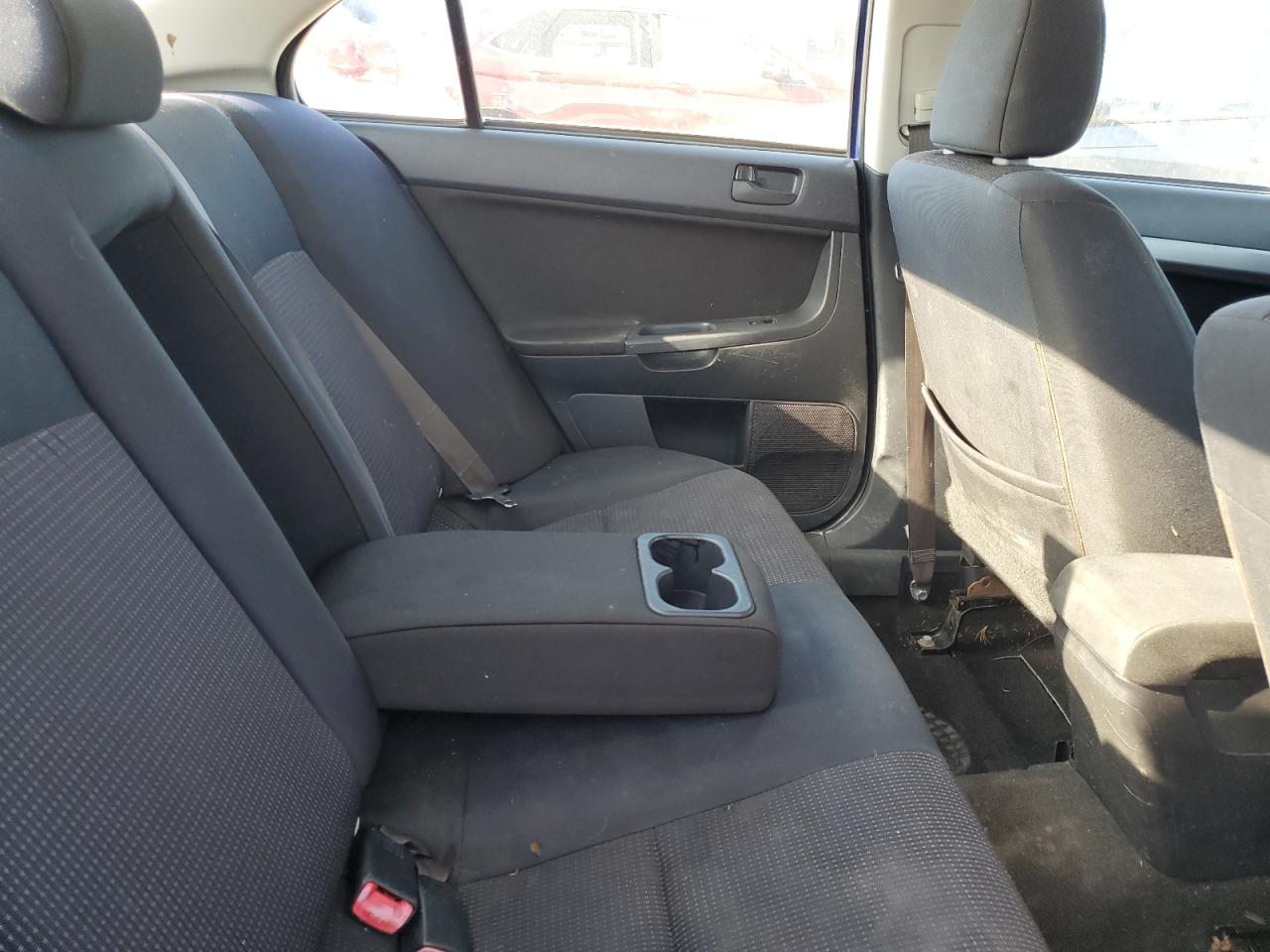 Mitsubishi Lancer Es Image 10