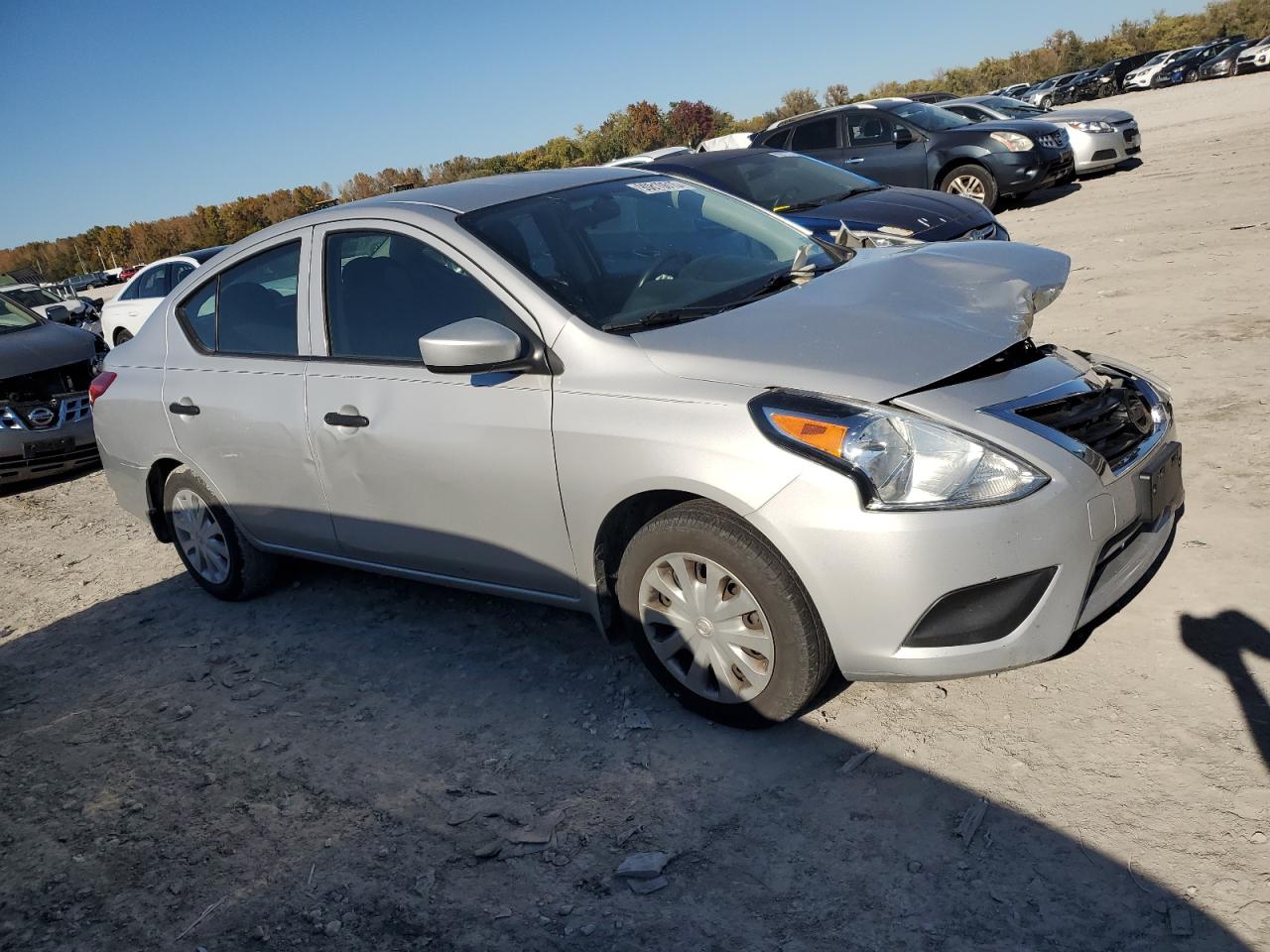 Nissan Versa S Image 8