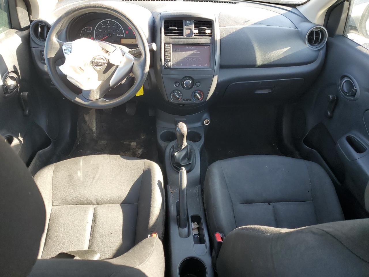 Nissan Versa S Image 5