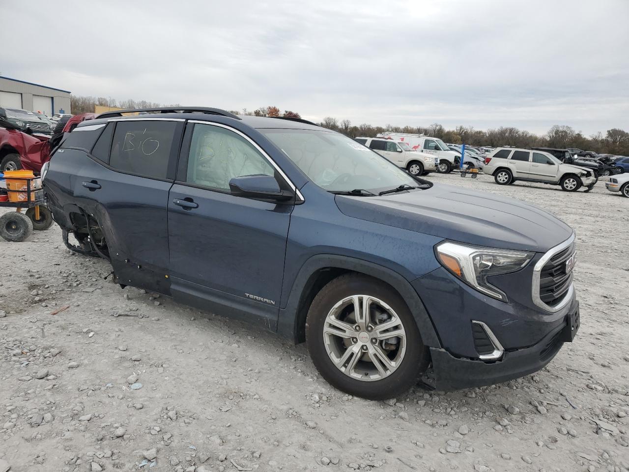 GMC Terrain Sle Image 2