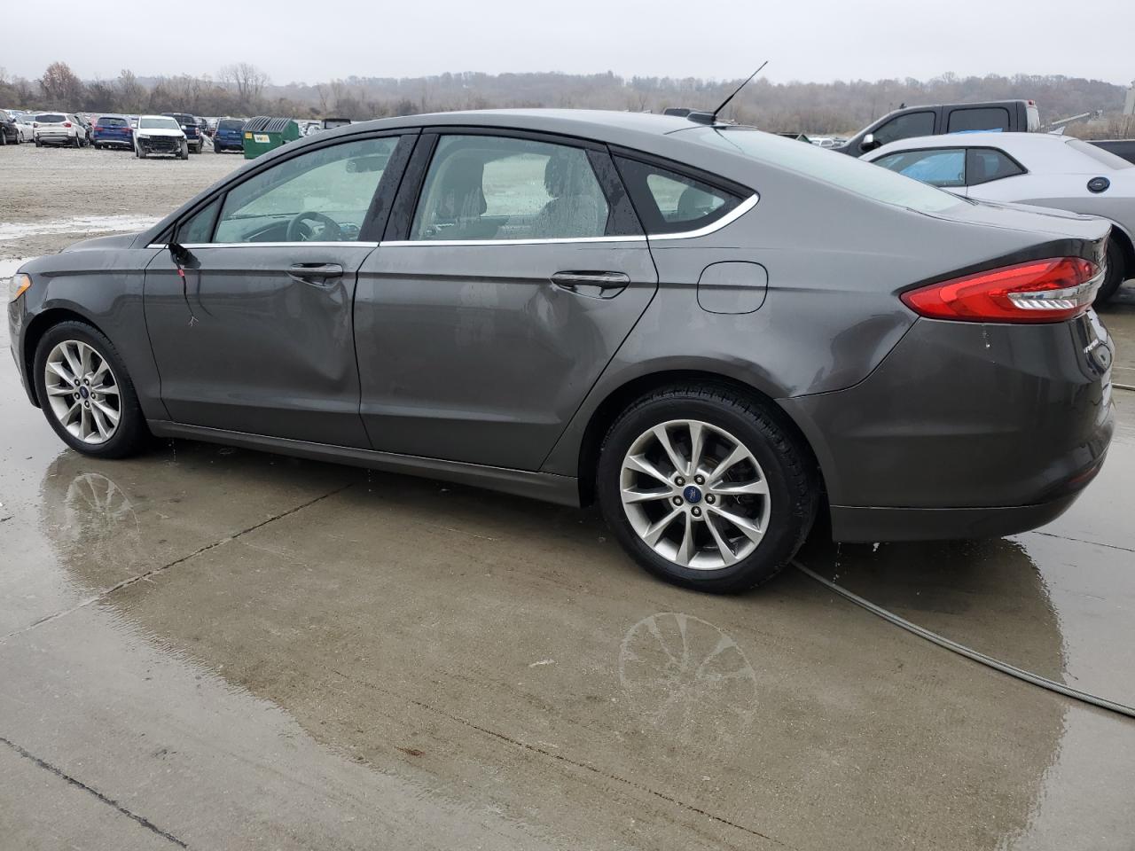 Ford Fusion Se Image 3