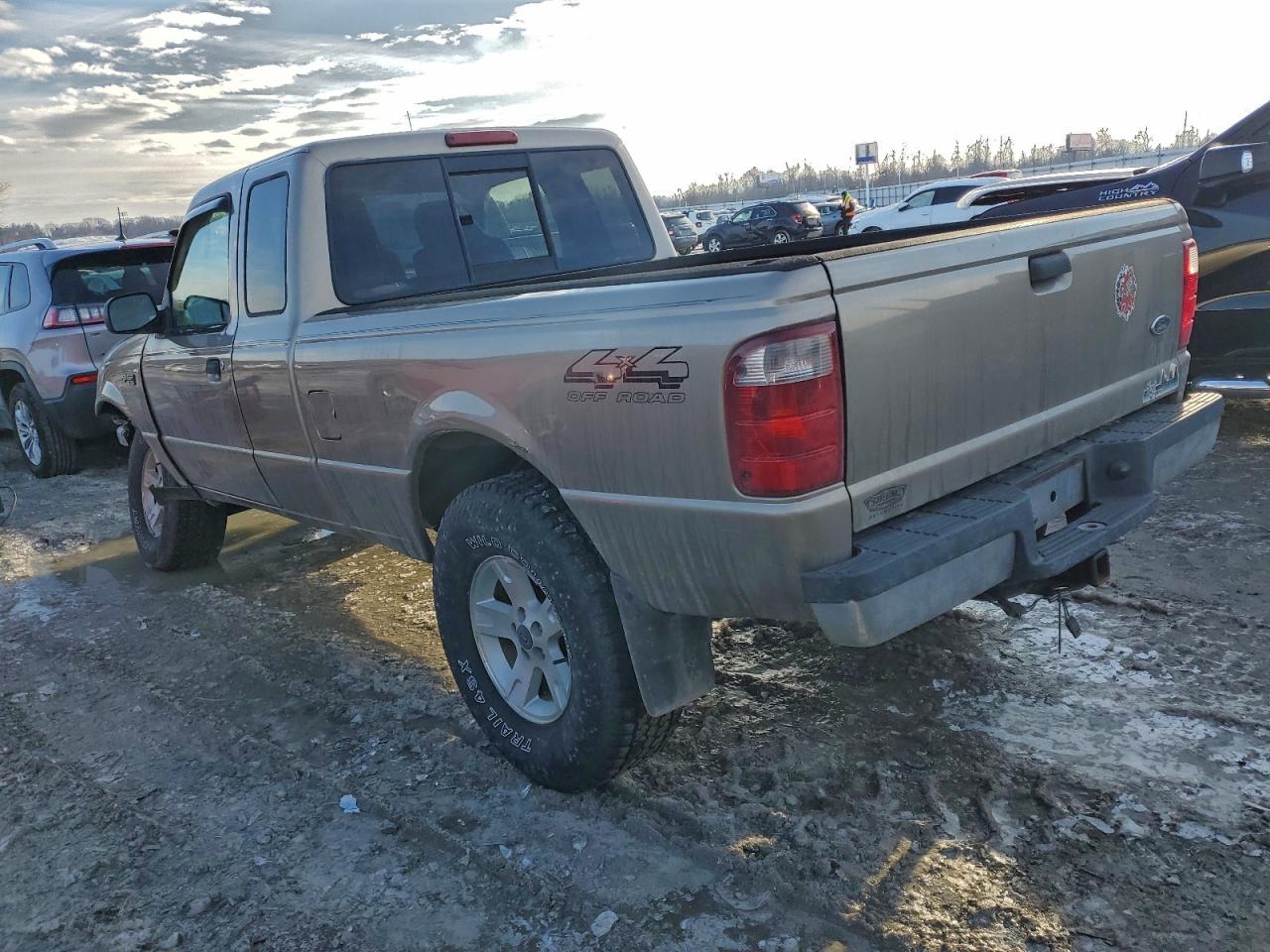 Ford Ranger Super Cab Image 11