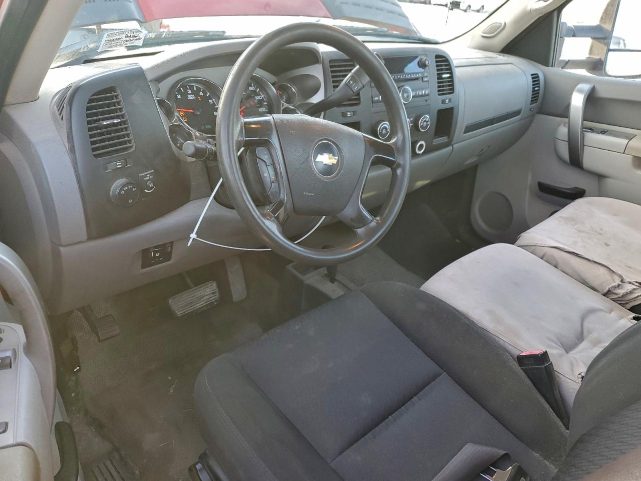 Chevrolet Silverado K2500 Heavy Duty Image 5