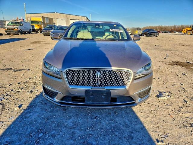 Lincoln MKZ Reserve Image 11