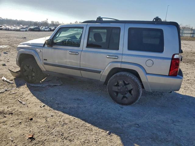 Jeep Commander Sport Image 2