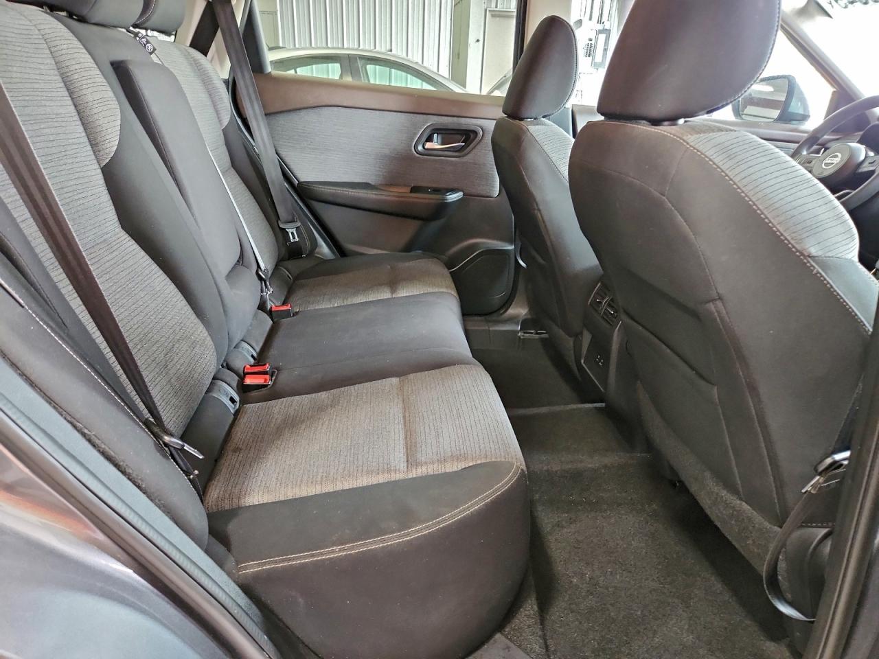 Nissan Rogue Sv Image 12