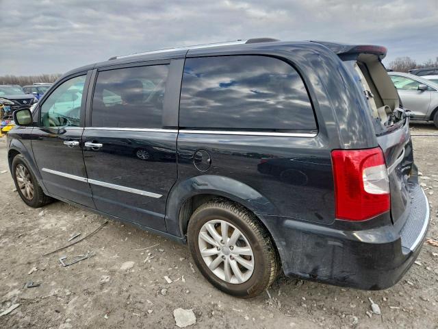 Chrysler Minivan Limited Platinum Image 13