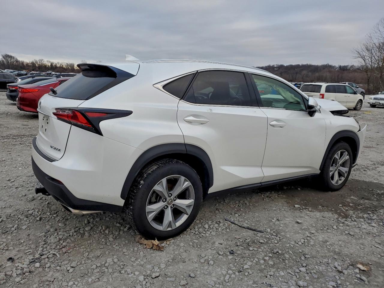Lexus NX 200t Base Image 3