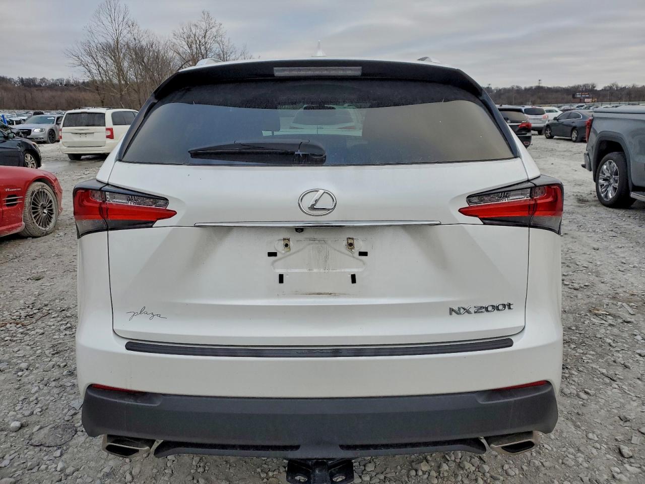 Lexus NX 200t Base Image 4