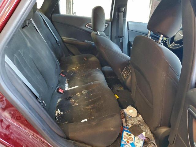 Chrysler 200 Limited Image 8