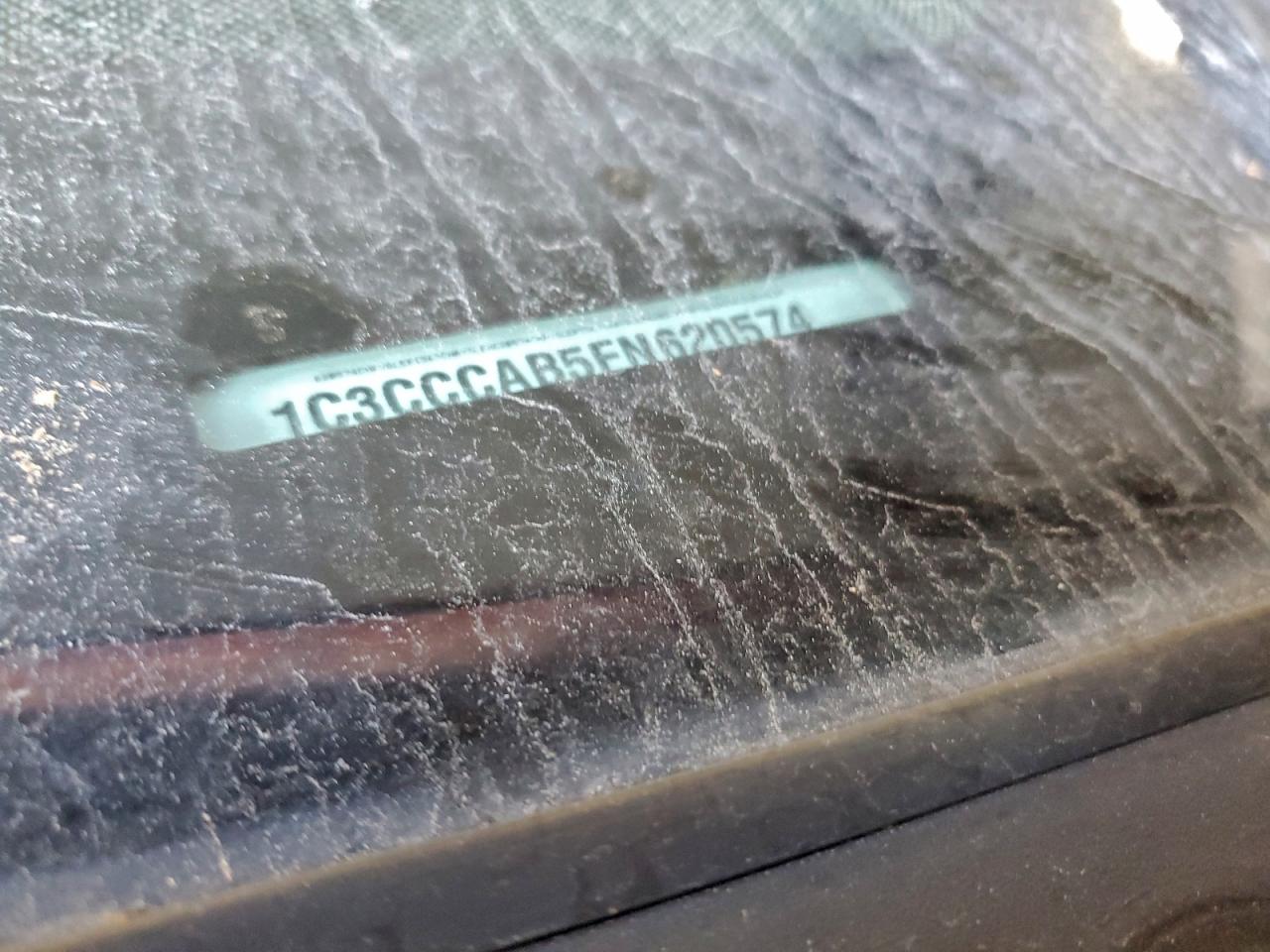 Chrysler 200 Limited Image 7