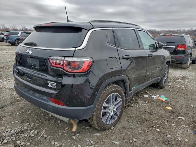 Jeep Compass Latitude Image 7