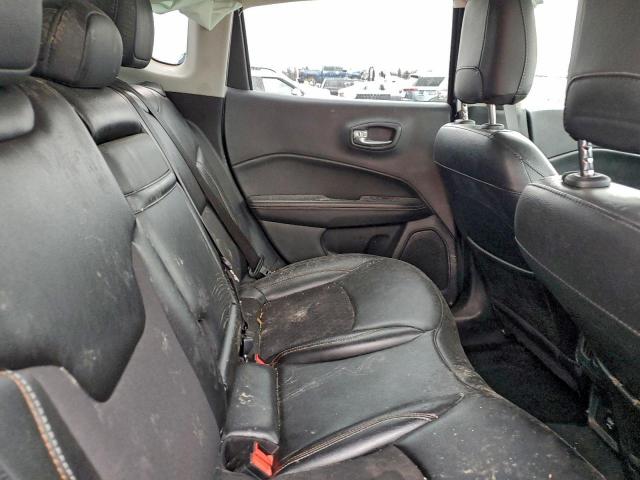 Jeep Compass Latitude Image 5