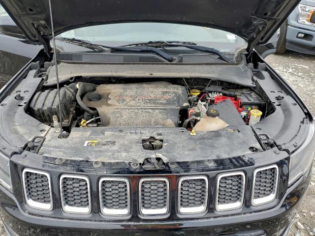 Jeep Compass Latitude Image 3