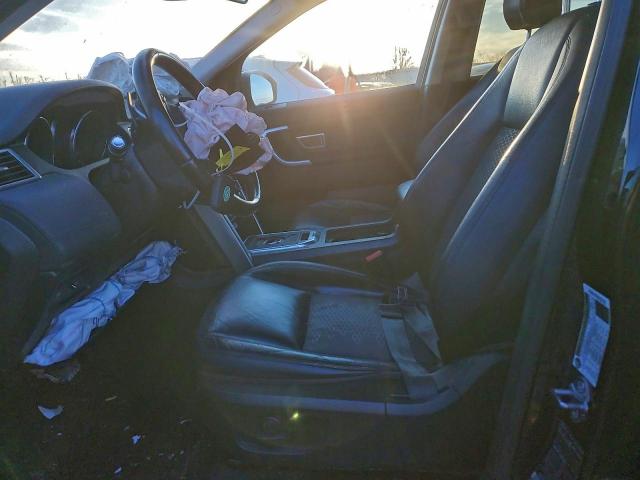 Land Rover Discovery Se Image 4