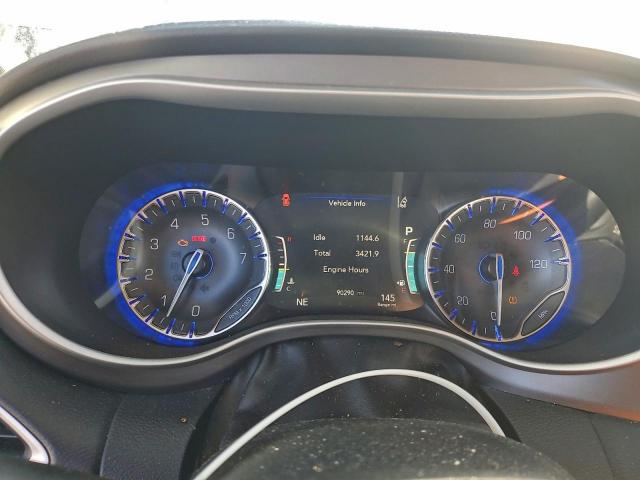 Chrysler Pacifica Touring L Image 10