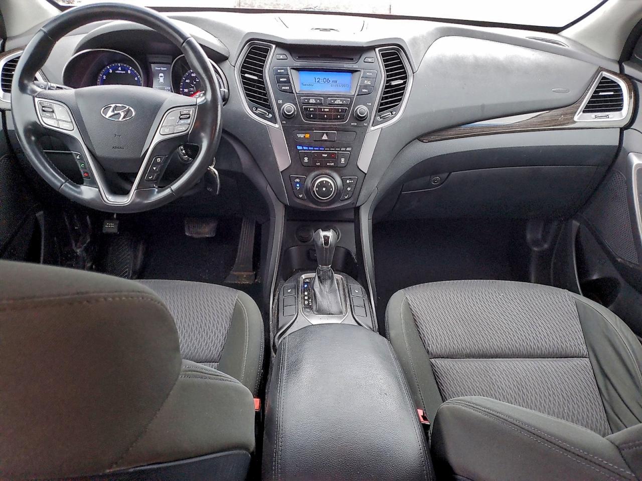 Hyundai SANTA FE Gls Image 6