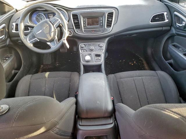 Chrysler 200 Limited Image 11