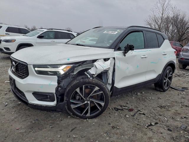  Salvage Volvo XC40