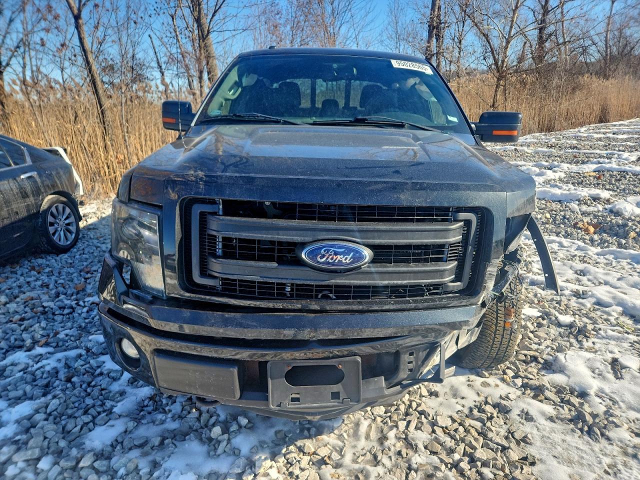 Ford F-150 Supercrew Image 10